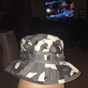 Camo bucket hat